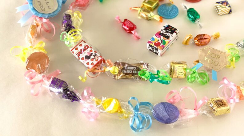 ホワイトデーや卒園式の贈り物に。いつものお菓子で作るキャンディレイ！