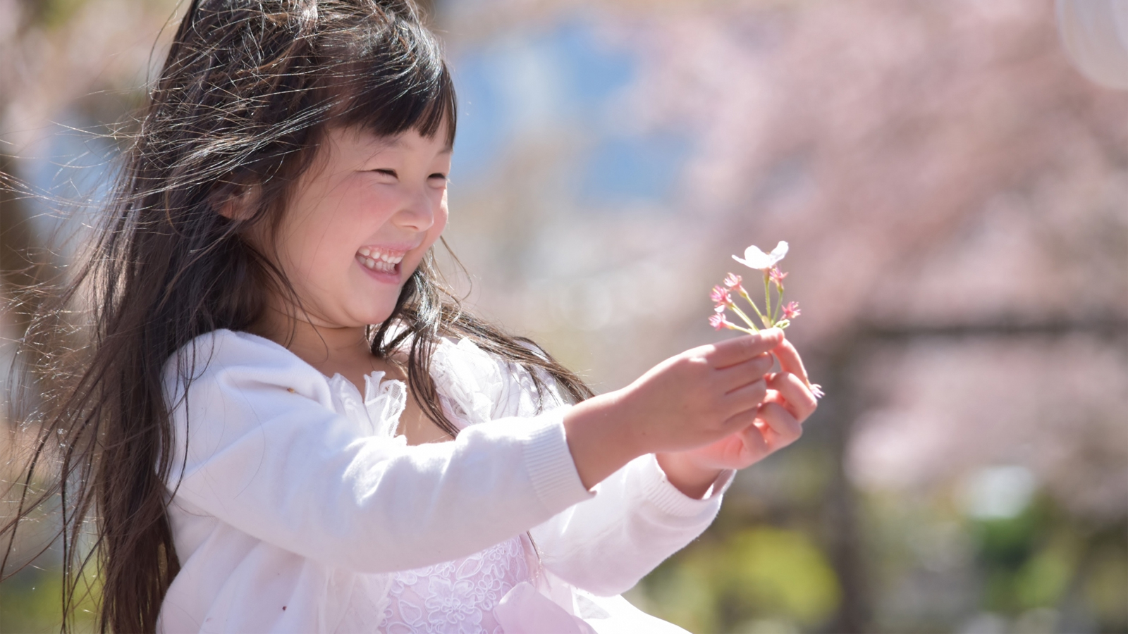 4月はルールを学ぶ絶好のチャンス！子どもの「初めて」をサポートするコツ