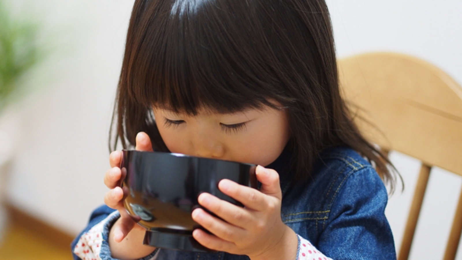 4種類の野菜を煮込むだけ。子どもと一緒に作る「いのちのスープ」の作り方