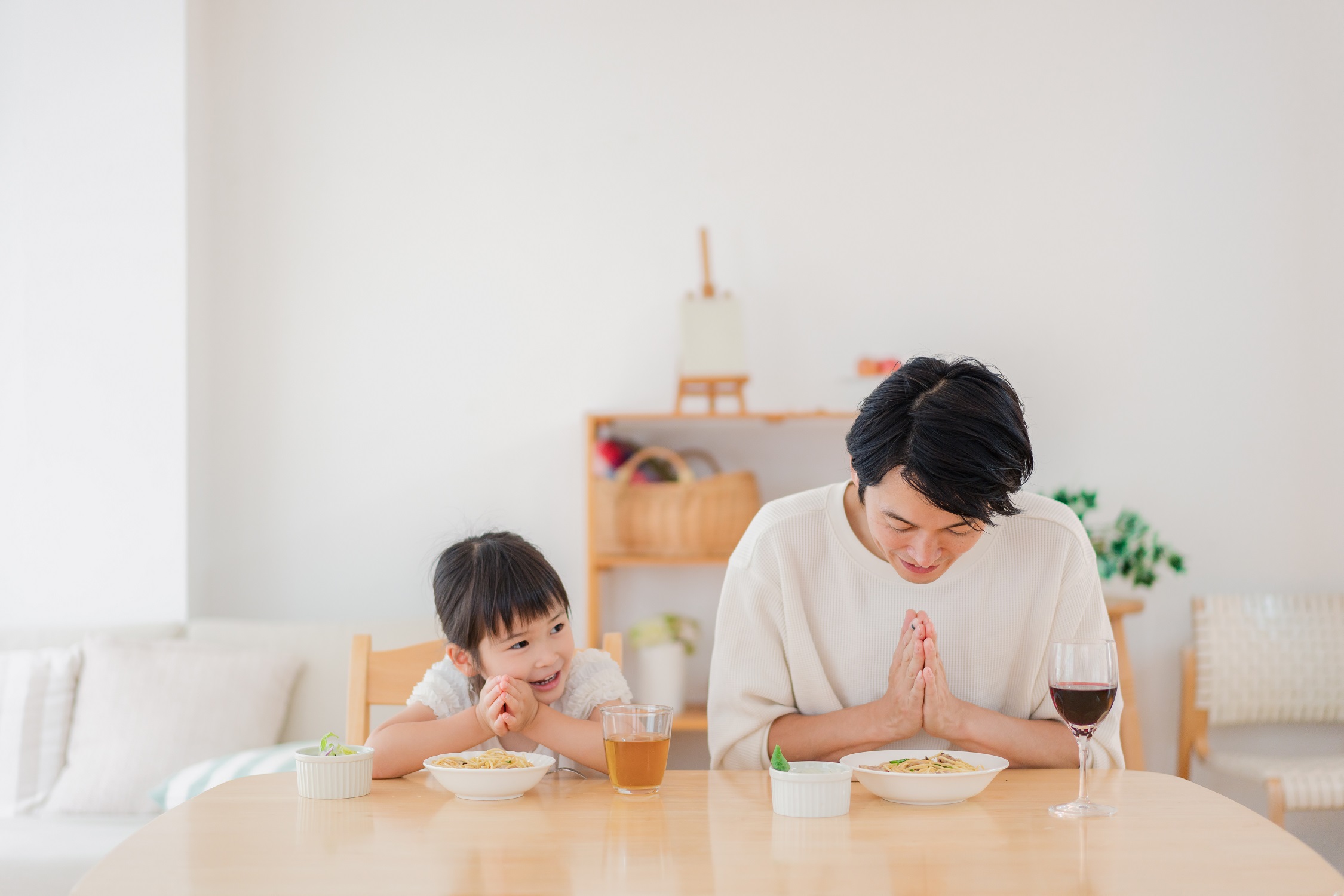 自分は子どもに厳しすぎる？ 甘すぎる？ 「しつけ」に悩めるパパにアドバイス