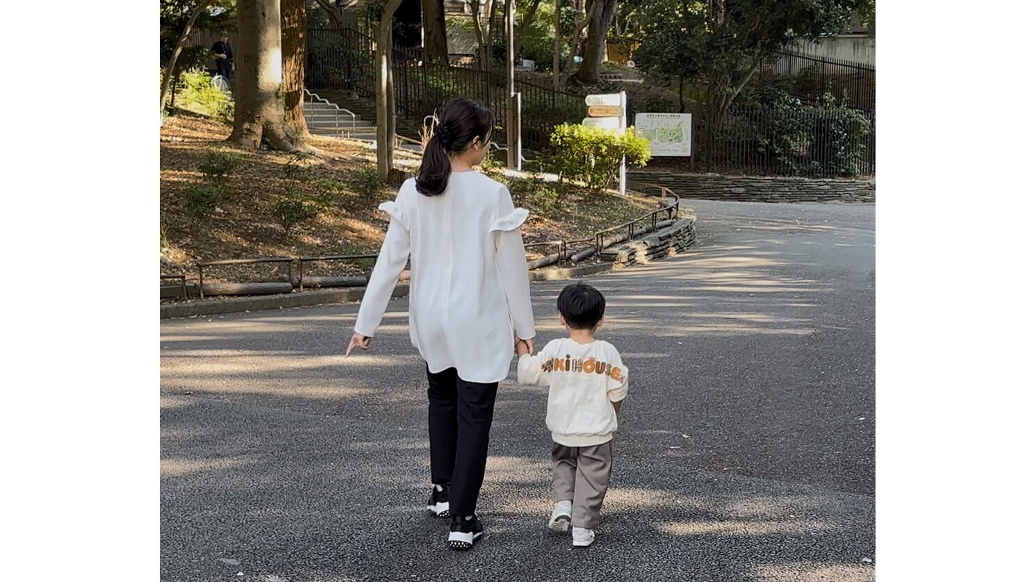 2歳＆0歳を育てる衛藤美彩さん、1日のスケジュールや2人育児の“今”について