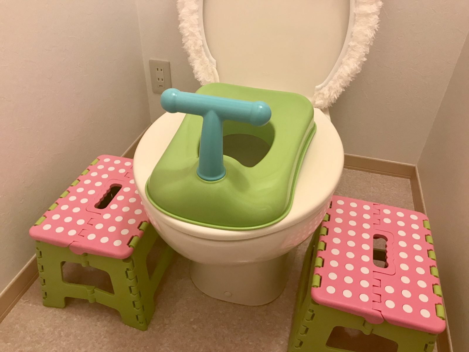 スイッチに細工したら3歳児が1人でトイレに行ってくれるようになった話