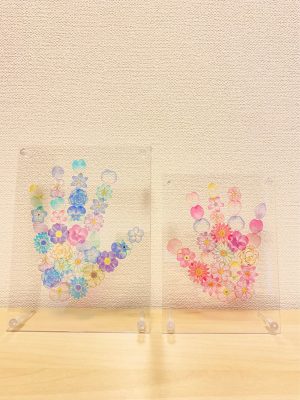 母の日にもピッタリ！話題のお花手形アート