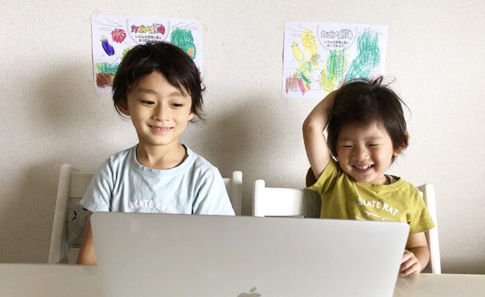 写真：明日真くん（5歳）、永空くん（3歳）