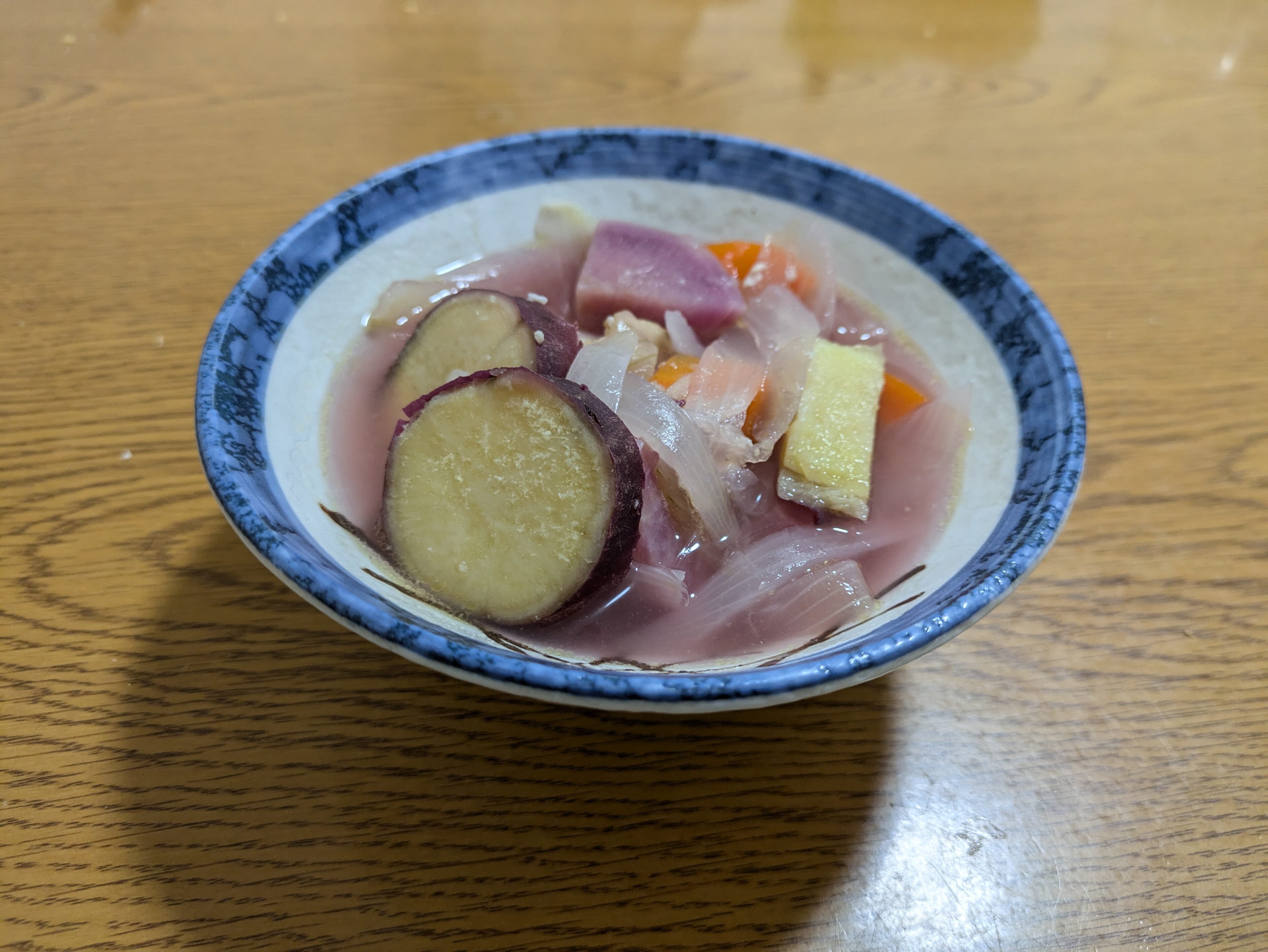 調味料はたったこれだけ！家族から好評だった野菜たっぷりスープ