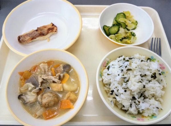 【1年生の給食のリアル】好き嫌い＆少食への対応は？練習できることはある？