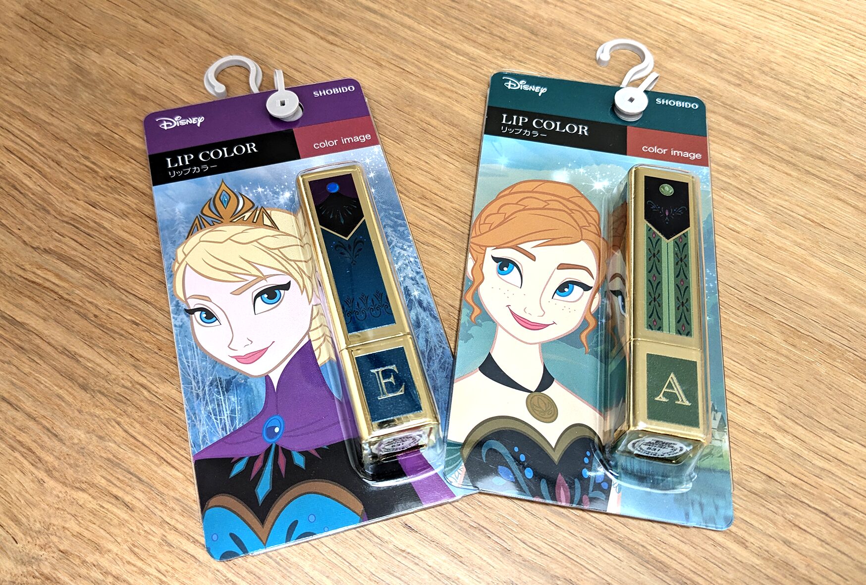 しまむらで見つけたアナ雪リップのデザインが良すぎて思わずパケ買い!