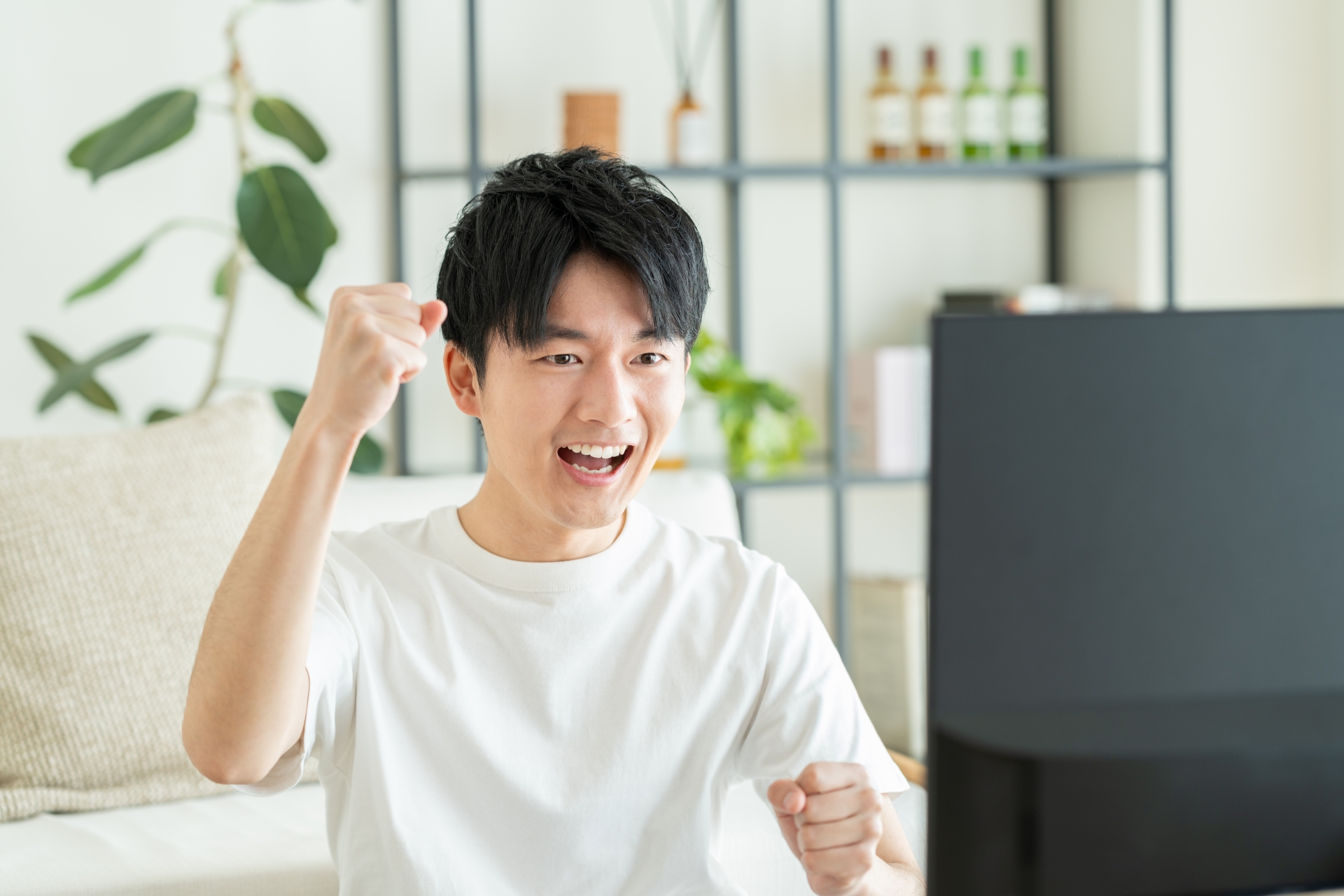 小児医療証の申請がテレビを見ている間に完了!行政手続きのオンライン化が子育て世帯に多大なメリット