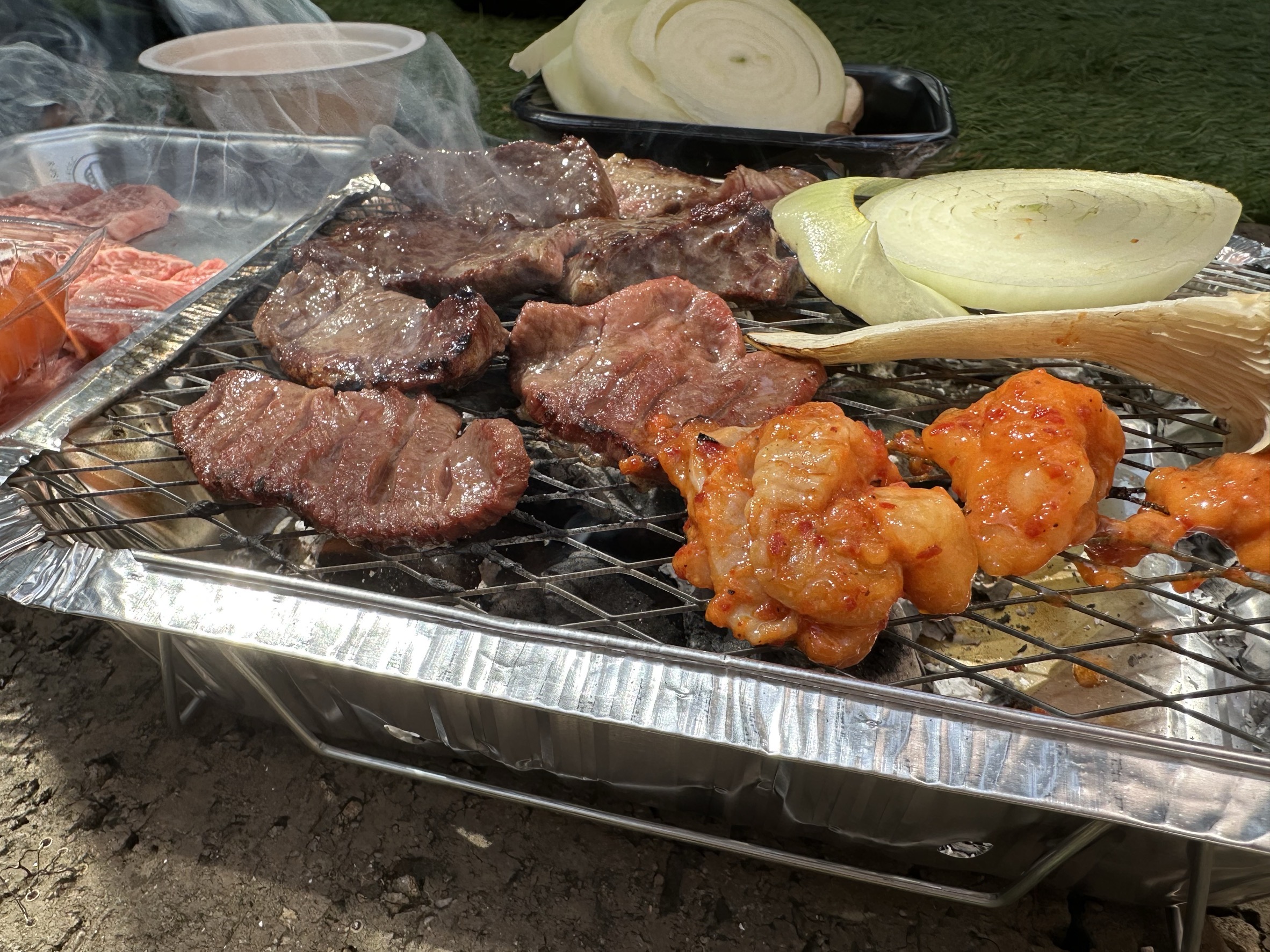 【ダイソー】330円で暇な日曜日が大盛り上がり!準備・片付けも万能なBBQ