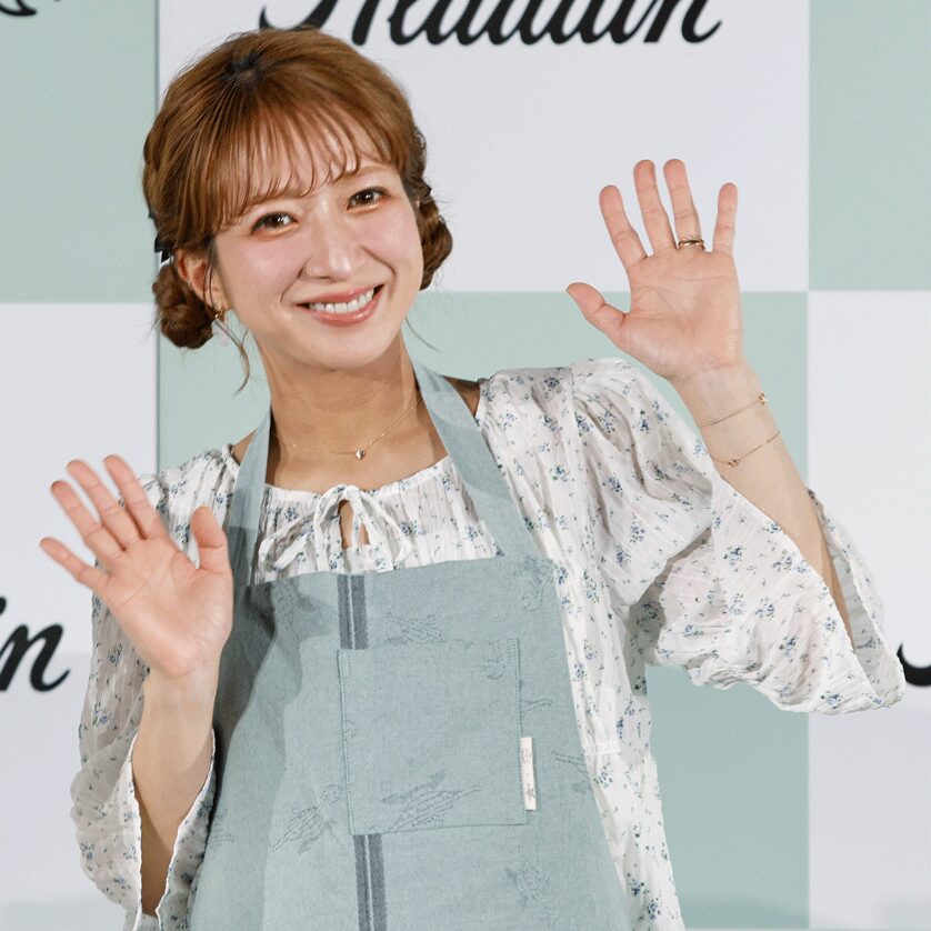 第5子を妊娠中の辻希美さん「このまま買って帰りたい!」とアラジンの最新オーブンに興味津々!週1でつくるというメニューとは