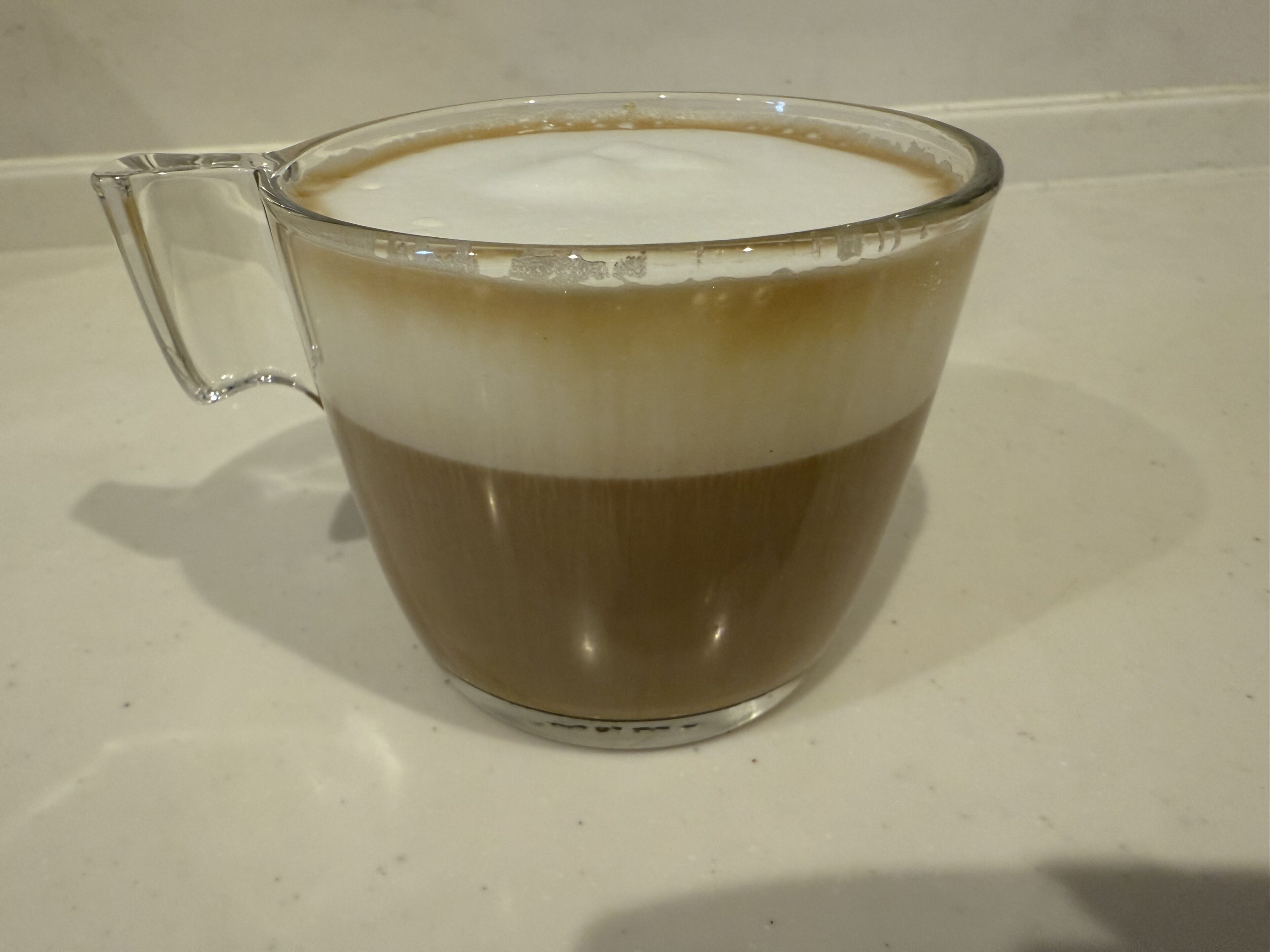 【ダイソー】おうちでカフェ気分!ふわふわミルクが簡単に作れる超便利アイテム!