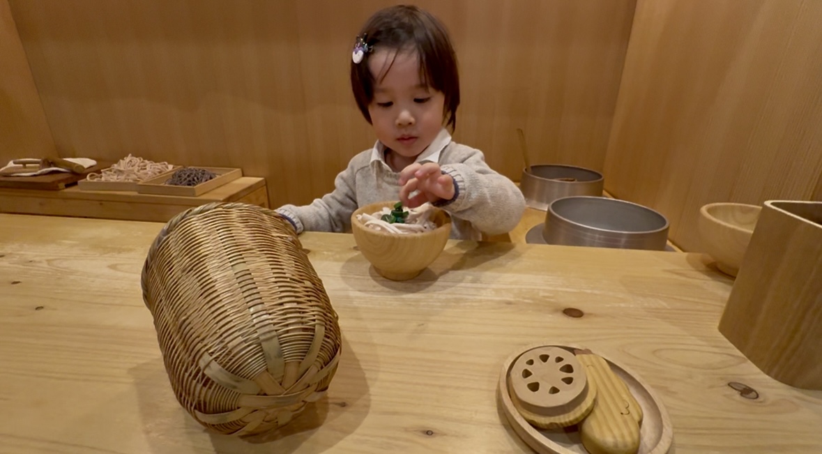 うどん屋さんごっこが楽しい!香川の讃岐おもちゃ美術館