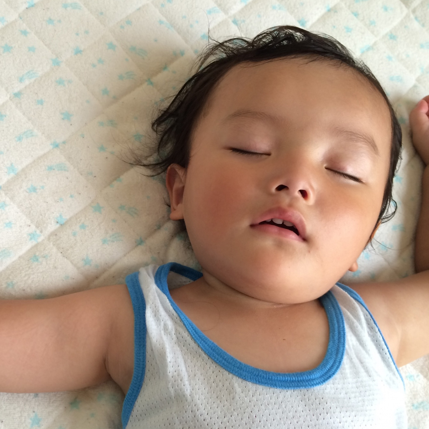「夜8時には寝かせなきゃ…」から自由に！“うちの子”らしい睡眠との向き合い方のアドバイス