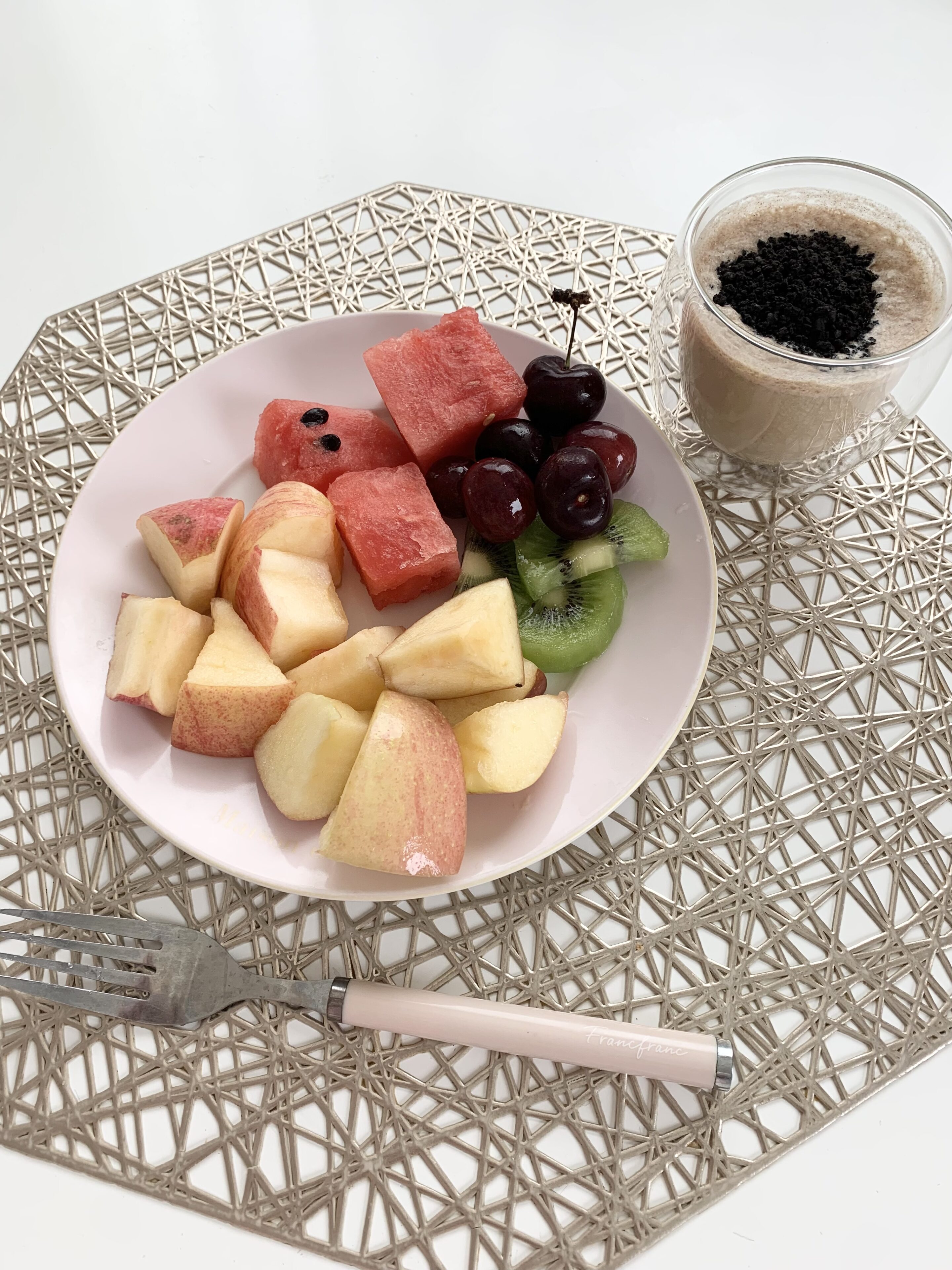 おいしさスタバ超え!? クランチ付きシェイクプロテインで夏休みまでにダイエット