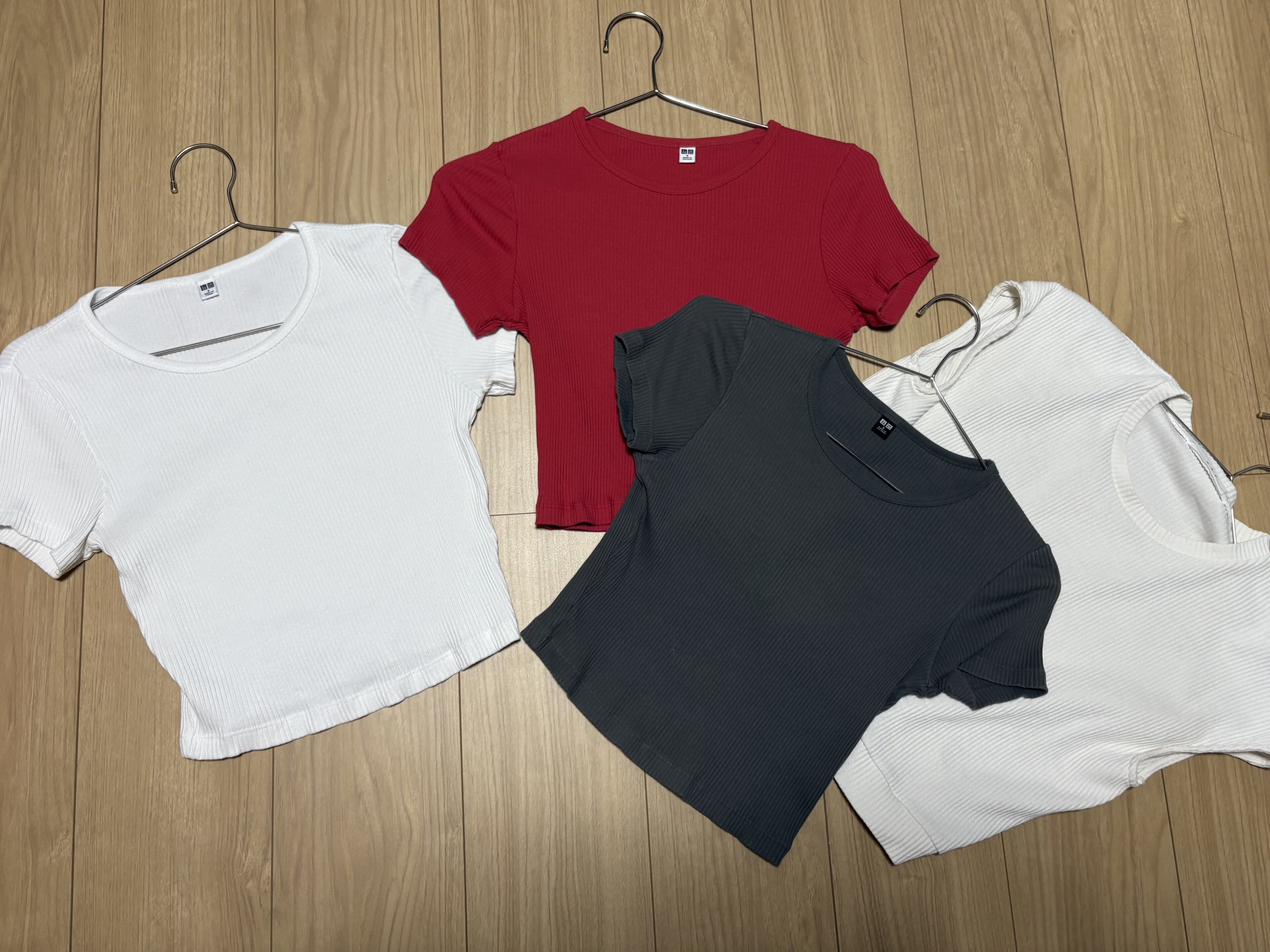 30代の私が丈の短いTシャツを選び続ける理由