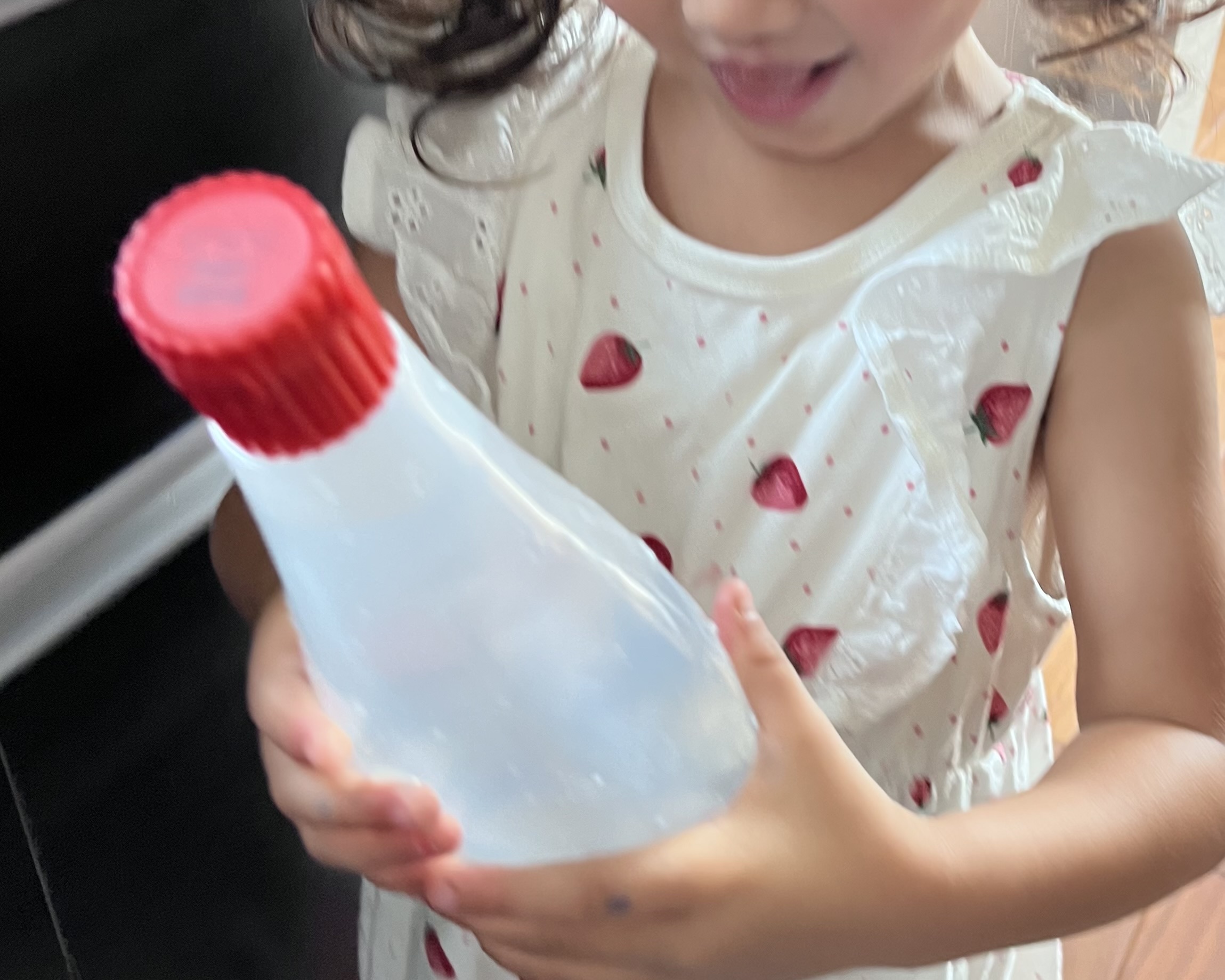 0円でできる!おうちにある空き容器でつくる水遊びおもちゃ