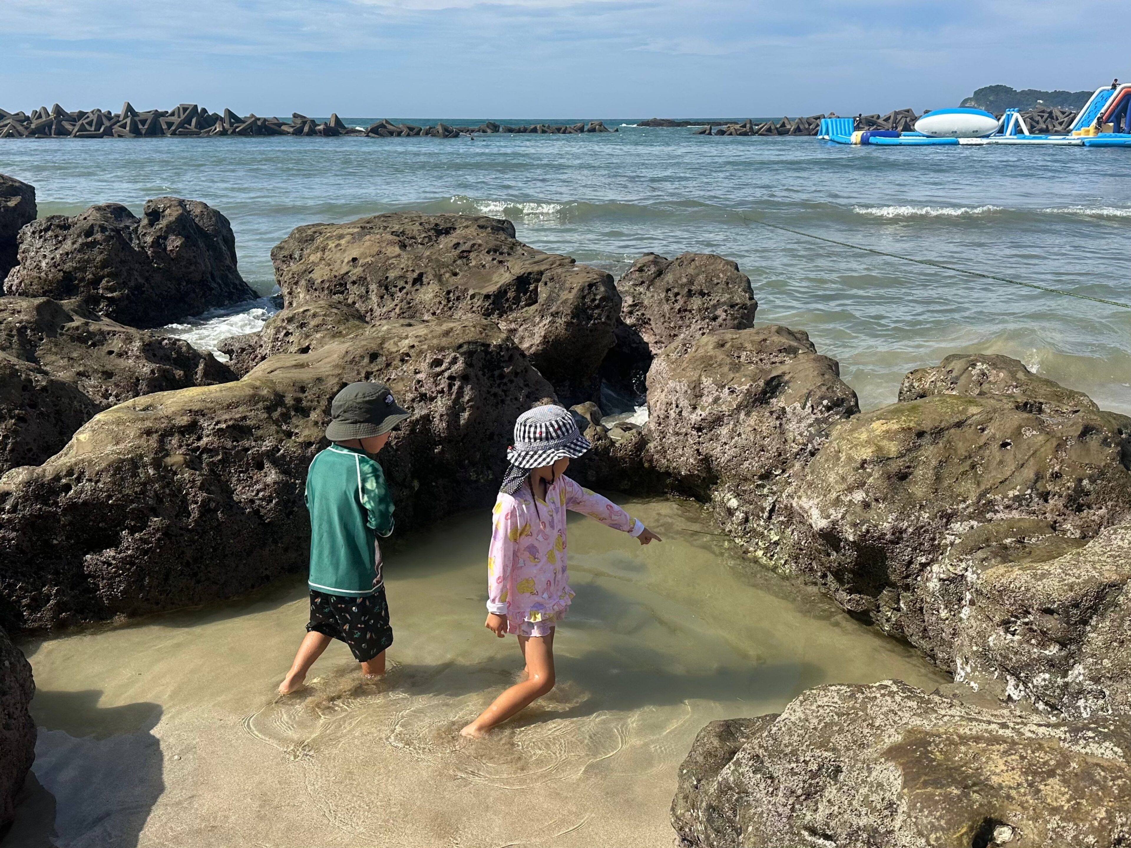 毎日海で過ごす双子ママが伝えたい!子連れ海水浴の「安全&楽しみ方」のコツ