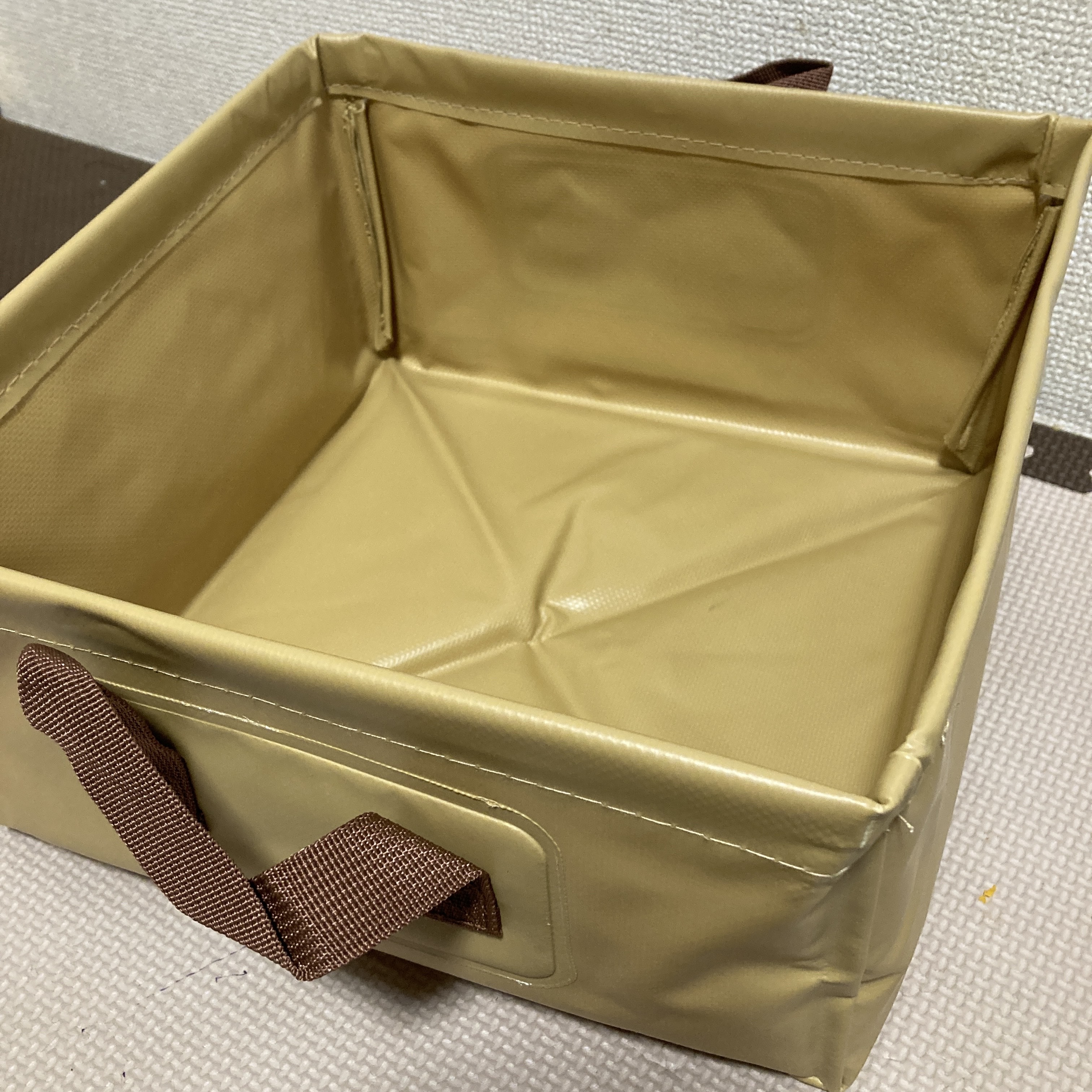 インドア派にこそ!? ダイソーの折り畳みキャンプバケツがおすすめなわけ伝えます！