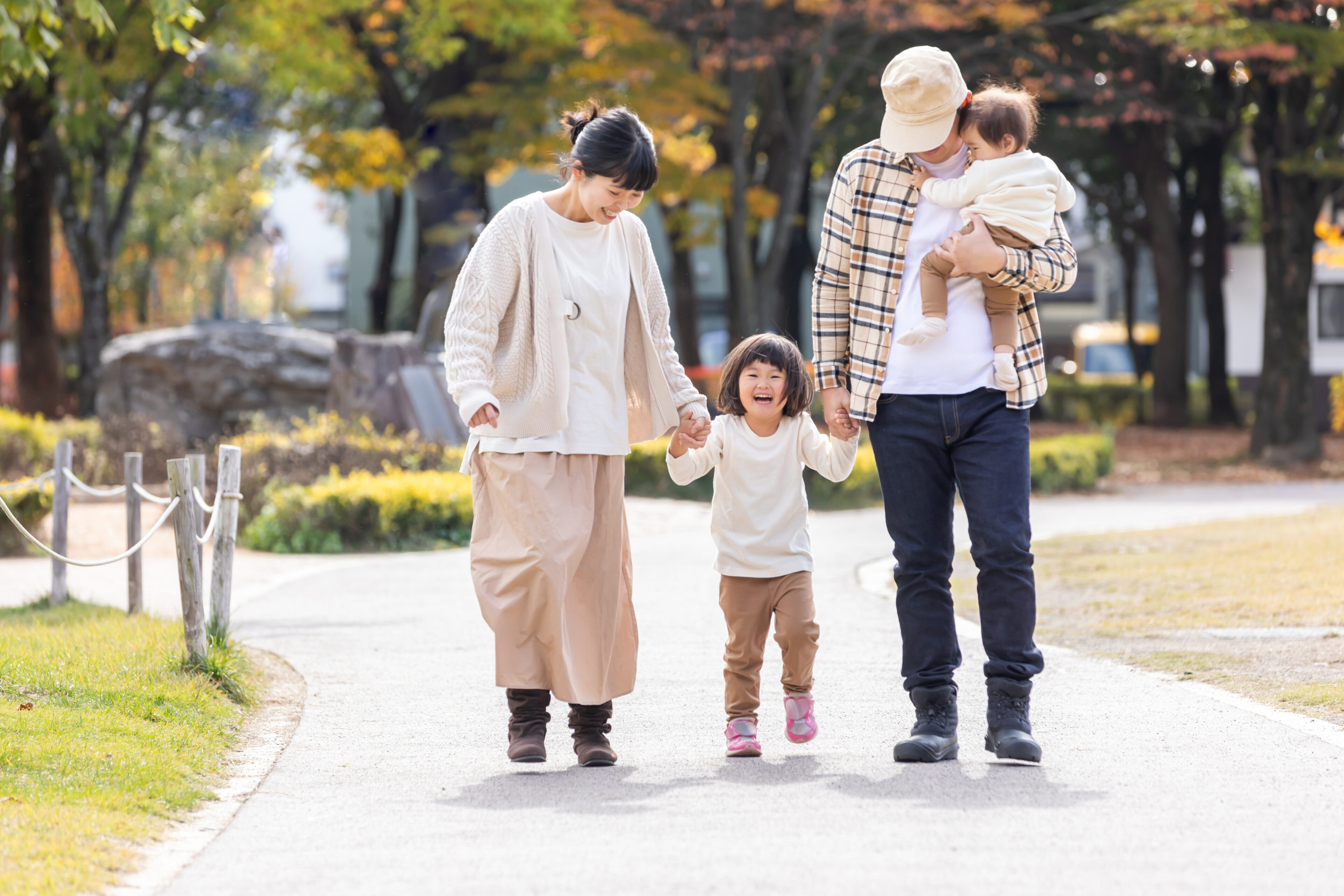 「子育て・教育 世界一のまちへ」を目指す箕面市が2025年10月から子育て支援をさらに拡充!