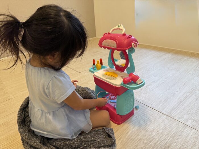 【西松屋】狭い家に最適！しかもお値段も◎！3歳娘のお気に入りドレッサー