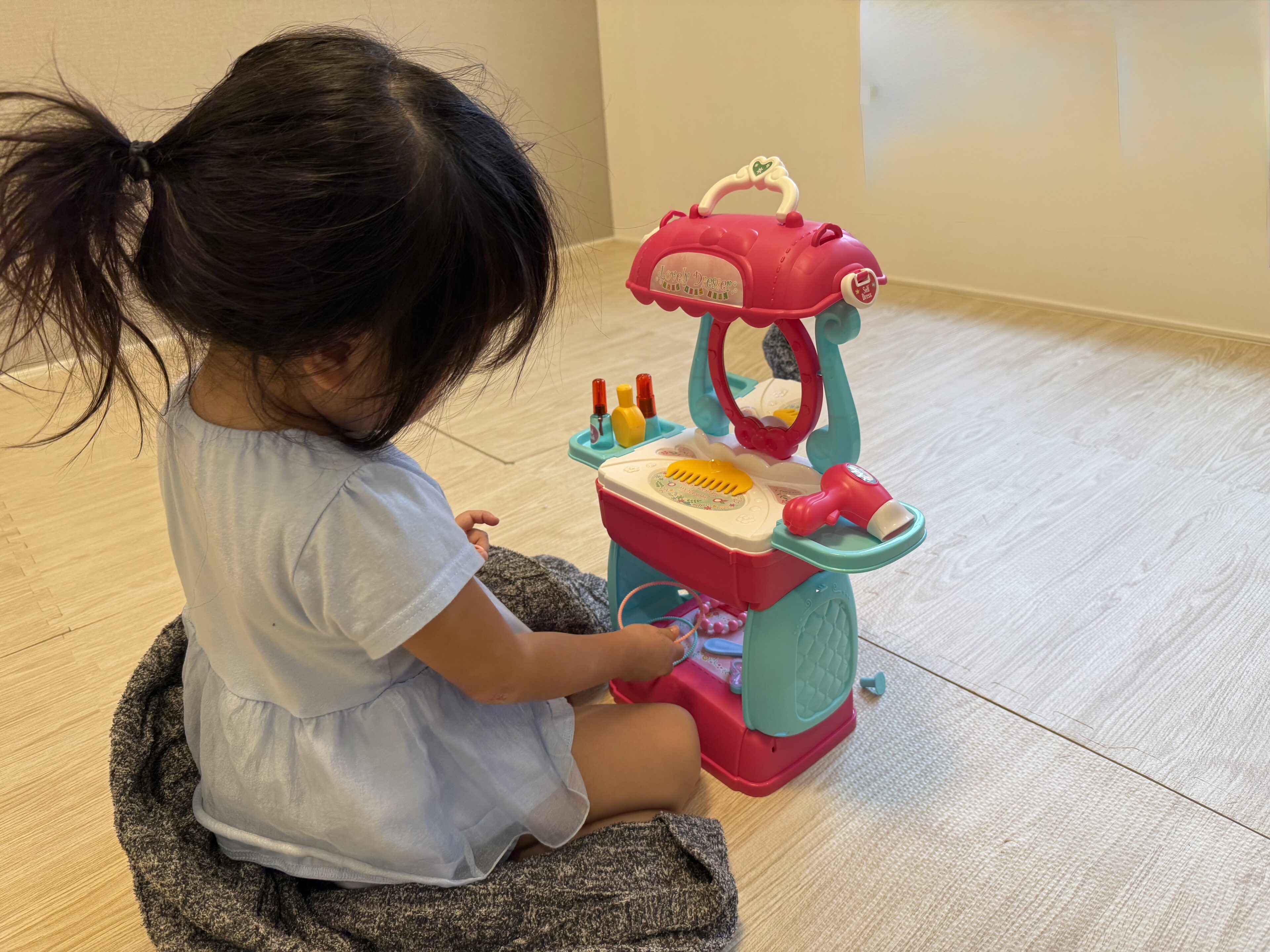 【西松屋】狭い家に最適!しかもお値段も◎!3歳娘のお気に入りドレッサー