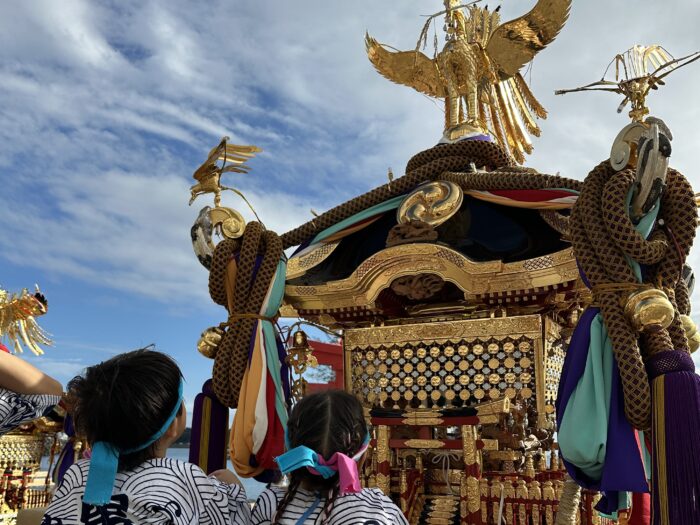 今年は担ぎ手に！4歳双子と迎えた地域祭礼