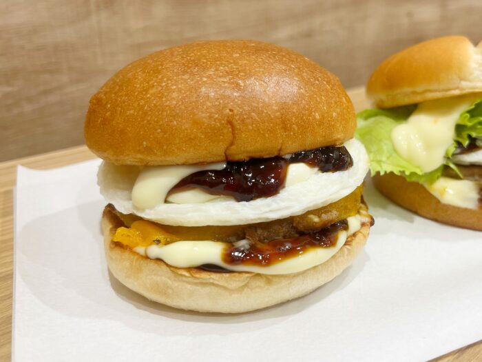 秋は「月見」バーガーがアツい！【KFC】【ファーストキッチン【モス】【ロッテリア】どれが好み？