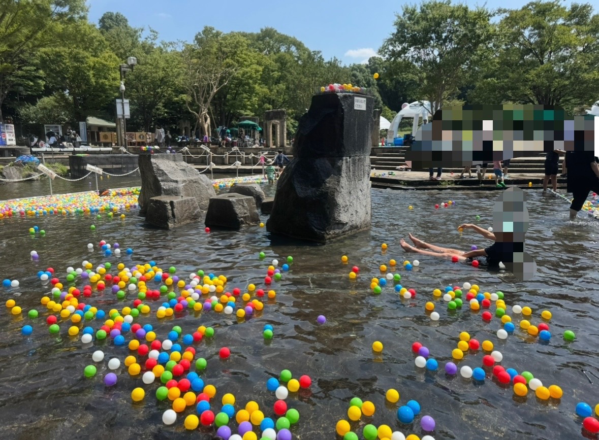 残暑厳しい中、まだまだ水遊びしたい!水遊び+プラネタリウム+スイーツが楽しめる最強スポットはココ!