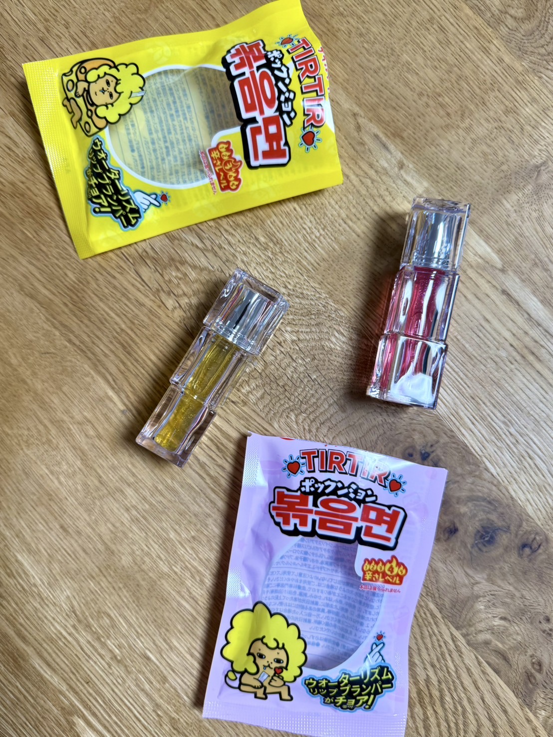 初めてのリッププランパーでハプニング〜韓国激辛麺とのコラボリップ〜