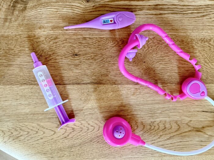 息子が注射で泣かなくなったわけ【ごっこ遊びでプレパレーション】