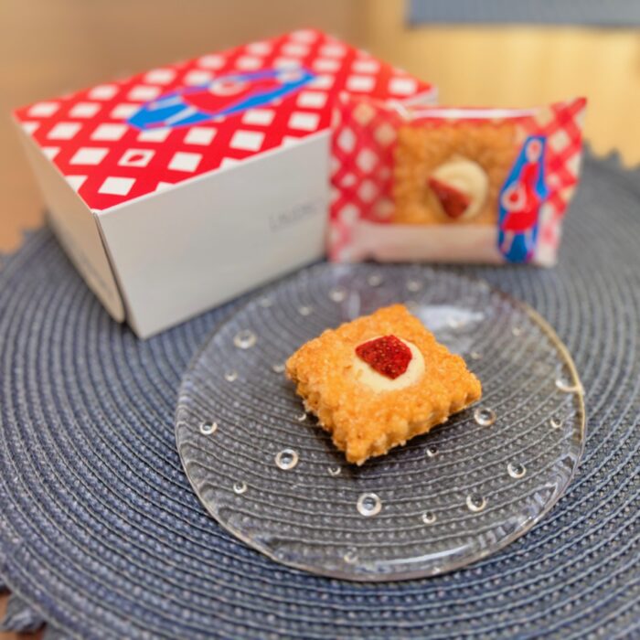東京の人気土産「AUDREY」の週末限定品ストロベリーホリデー食べてみました
