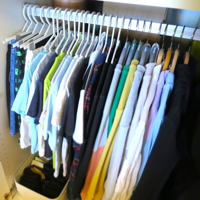 衣替えにも慌てずクローゼットすっきり！スキマ時間に子ども服の整理術