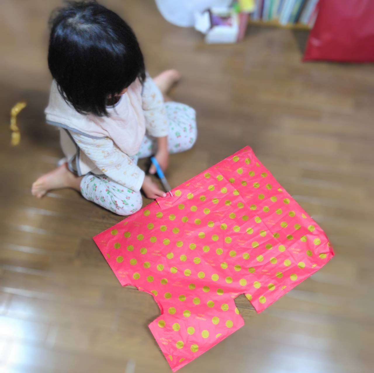 【クリスマス】一番喜んだのはギフトバッグ！？残り物には福があった話