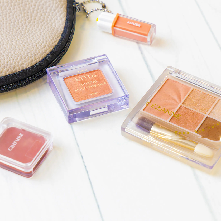 ママはポーチを持ち歩かない？コスメ好きママの“必要最小限”な愛用コスメ大公開