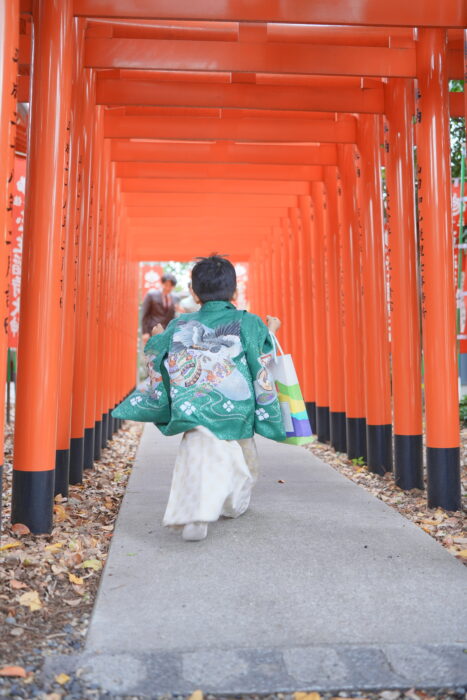 【七五三】失敗談から学ぶ！3歳＆1歳連れ「神社ロケーションフォト」を成功させる裏技とリアル総額