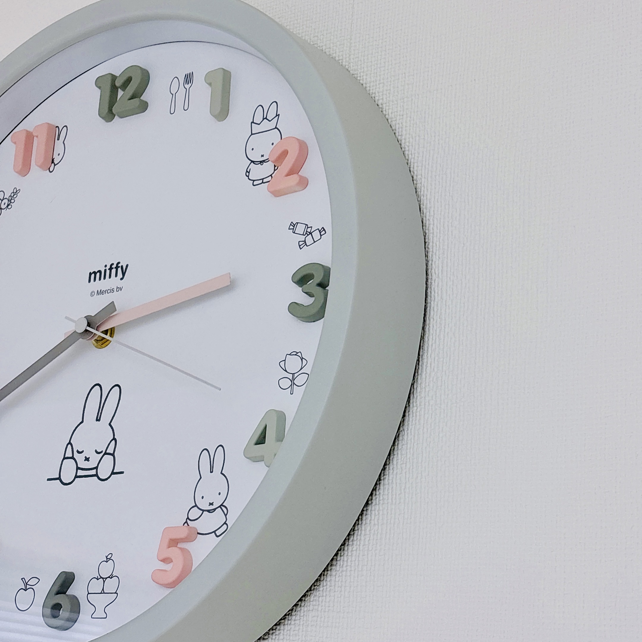 一人で出かけるようになったら持たせたい！子ども用腕時計