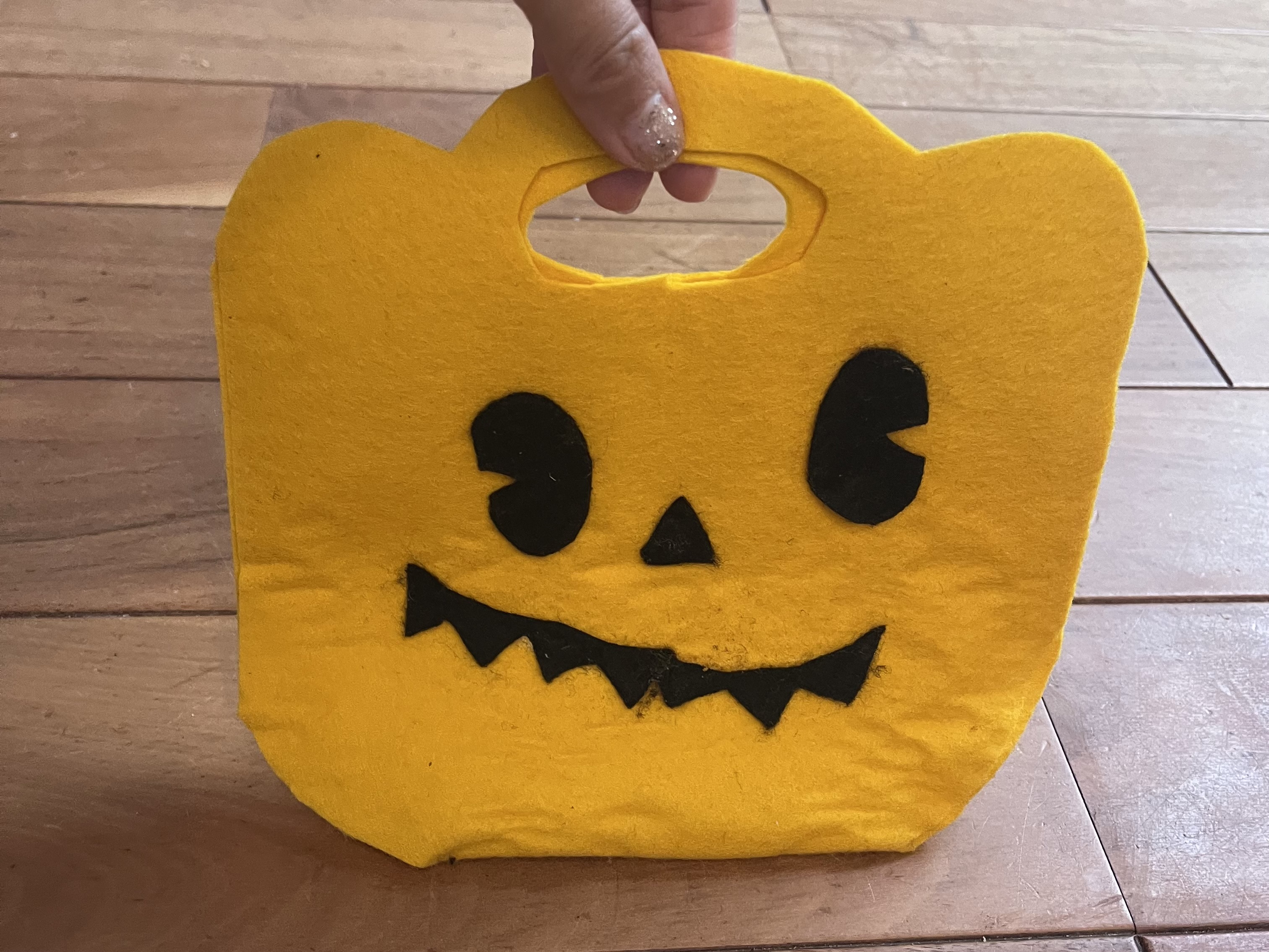 【ハロウィーン】縫わない!フェルトのかぼちゃバッグ作り
