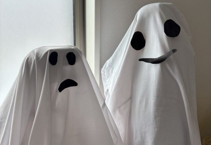 簡単手作り！パパのワイシャツでハロウィンの飾りつけ！