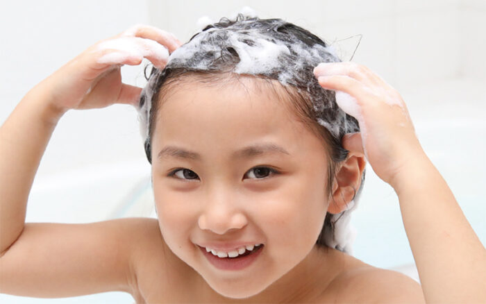 【キッズ向け】泡で出てくる『ミノンリンスがいらない薬用ヘアシャンプー』「自分で洗える！」と子どもの自信に
