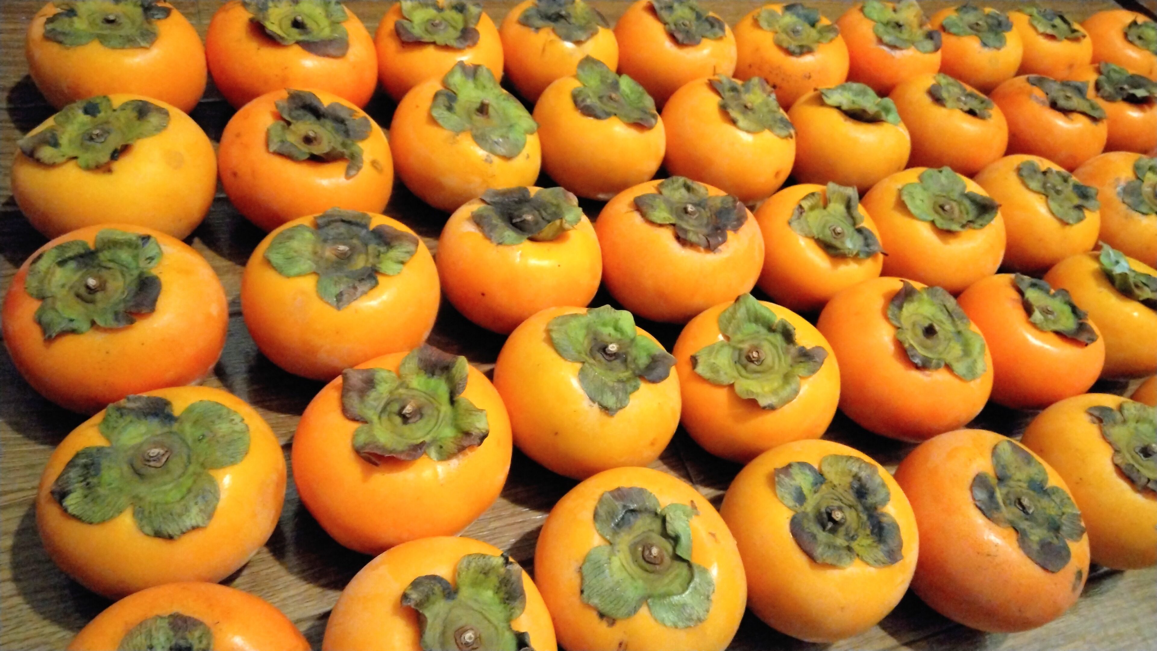 柿50個届いた…我が家の捌き術、日持ち＆加工しやすく大変身！