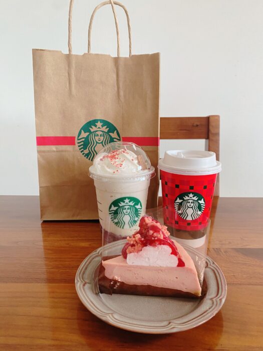 今年もやってきた！スタバのホリデーシーズン限定「ジョイフルメドレー」に夢中！