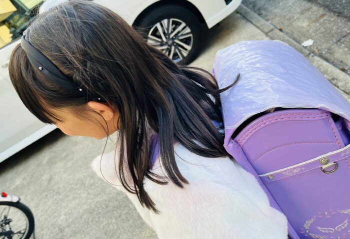 【席替え】小3娘の席が先生の真ん前に！その理由に思わず吹き出した話