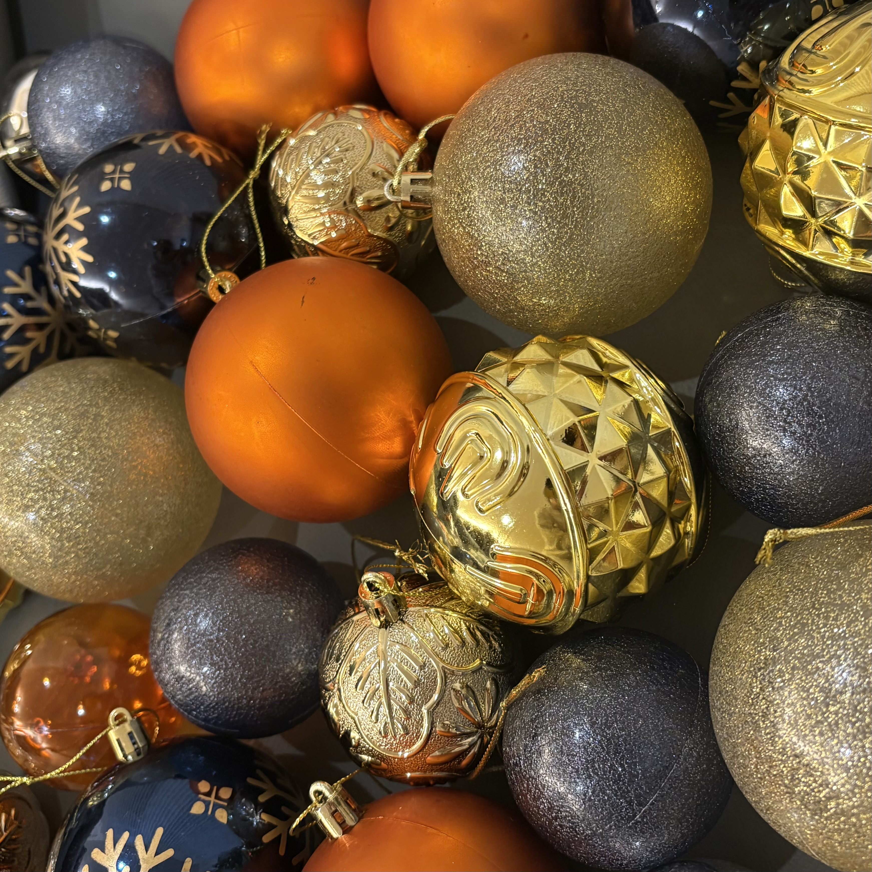 わが家の御用達!ダイソーのおしゃれなクリスマスオーナメントが大人気