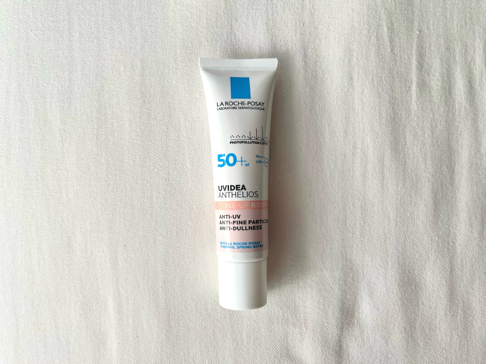 【送迎だけの日の必須コスメ】1本でトーンアップ！ラ ロッシュ ポゼ下地