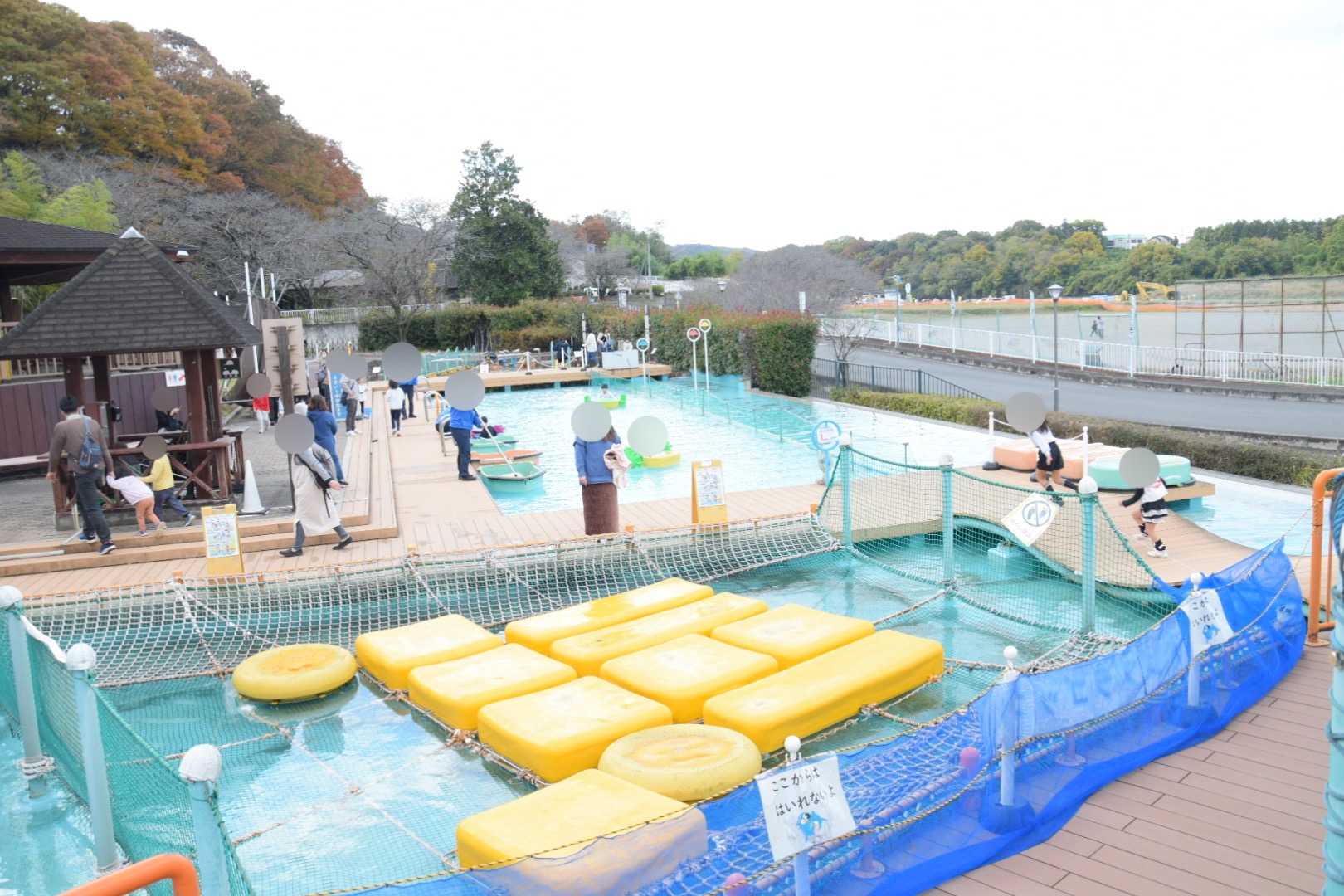 【川の博物館】大水車に大興奮！体験展示＆水遊びが充実の親子旅を満喫