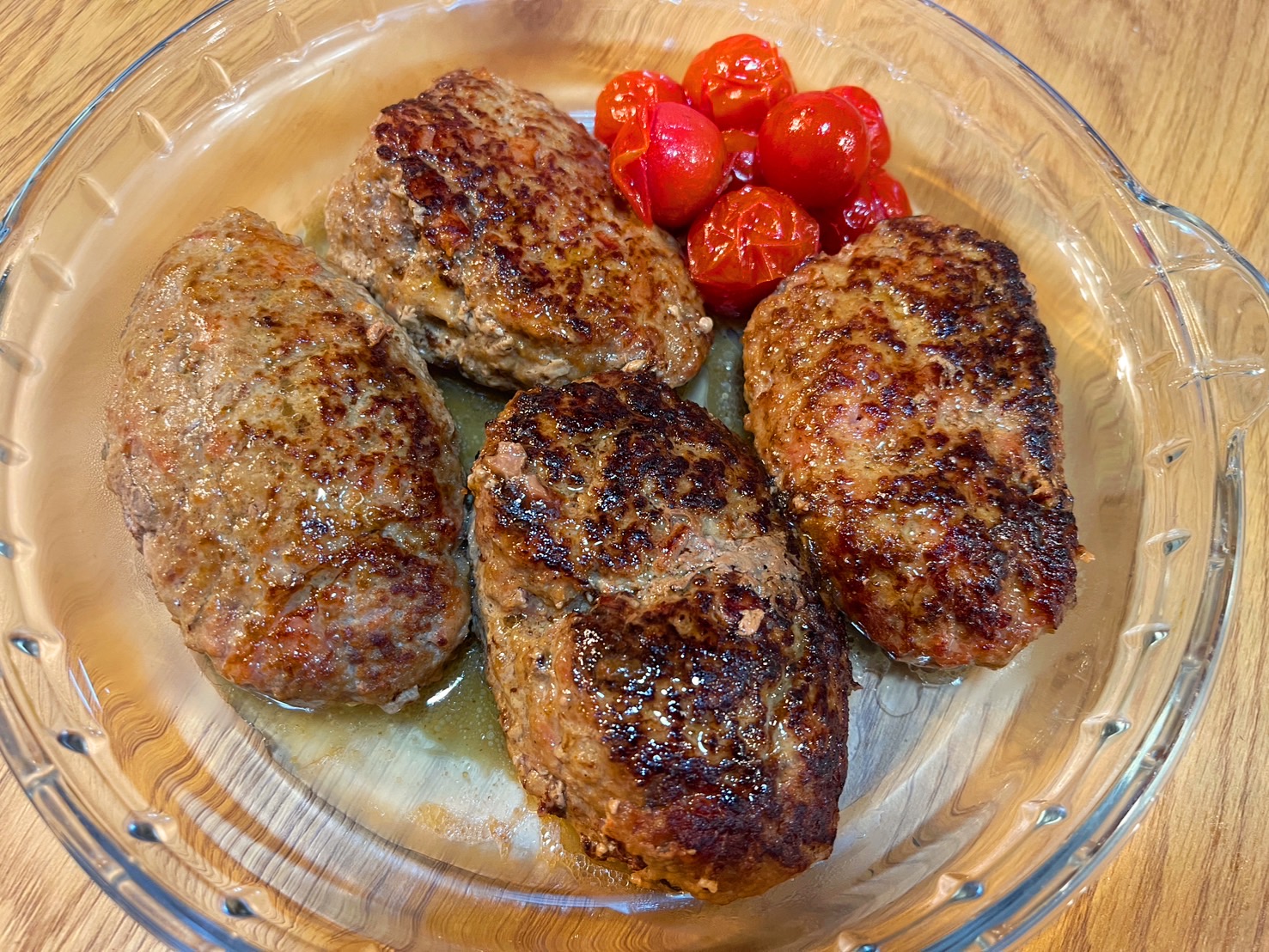 Xで大バズり！ワンパン！噂のバター酒蒸しハンバーグの絶品レシピ！