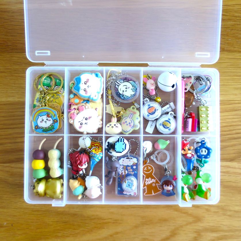 カプセルトイや食玩をスッキリ整える!見せる&しまうで楽しむ収納アイデア