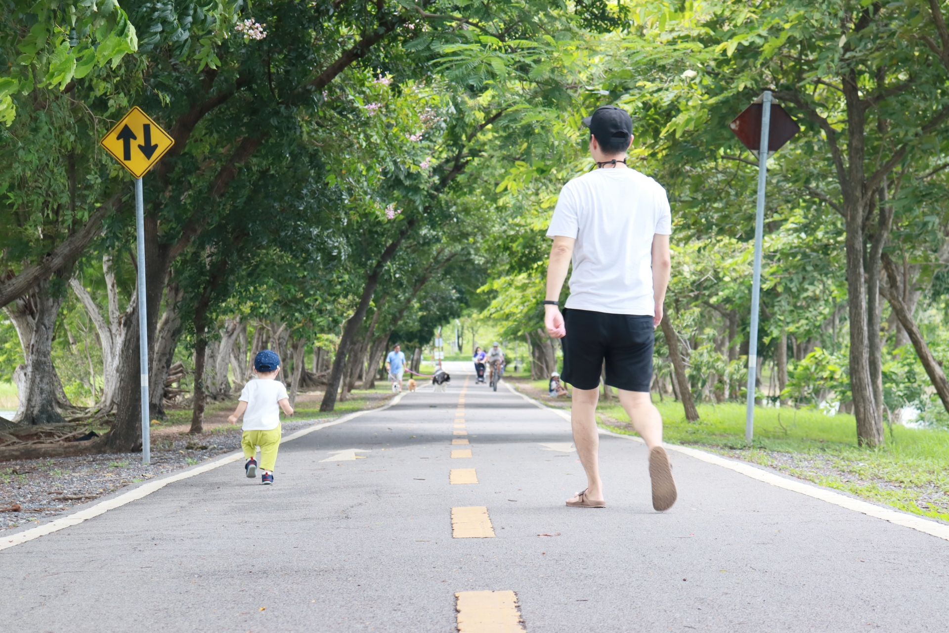 1歳児の行動パターンがゲームの敵キャラとそっくりなので、ついつい遊んでしまう