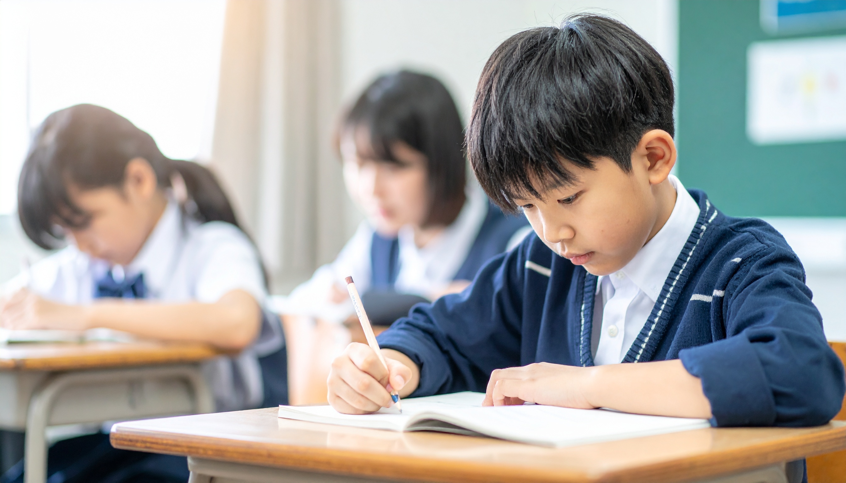 中学受験しないのは本当に不利?「しない選択」の価値と家庭でできる学びの工夫