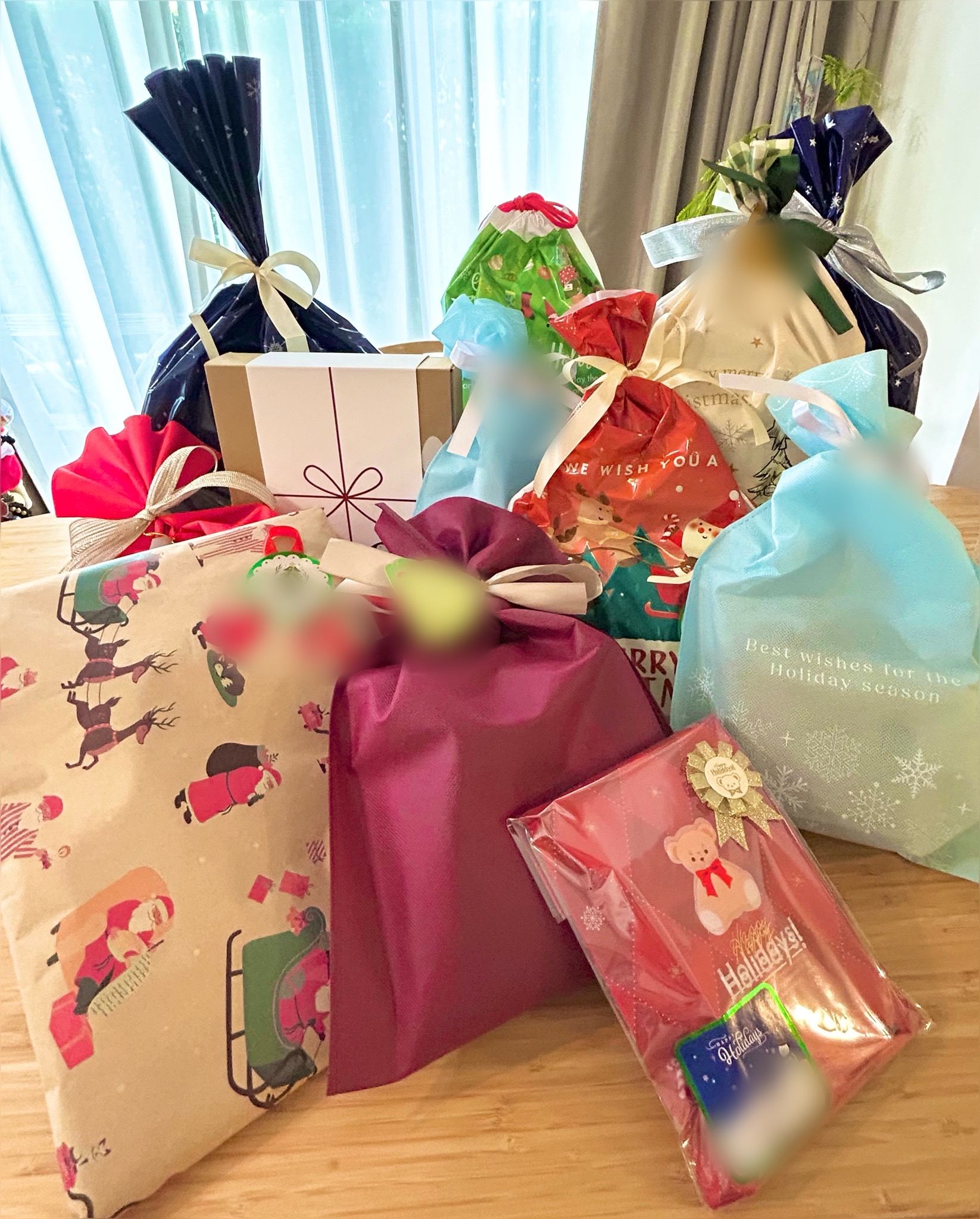 プレゼントは総勢◯人分!? 国際ファミリーのドタバタクリスマス準備